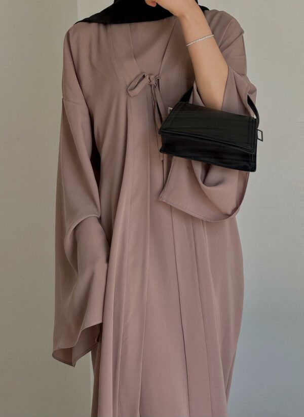 Abaya à nouer avec fond de robe